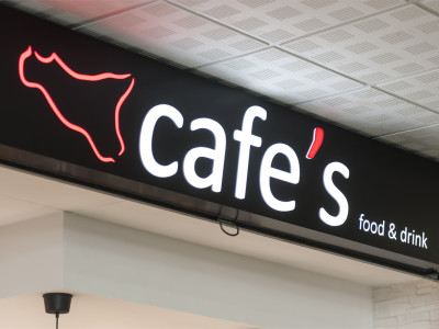logo Cafe's Food & Drink Catania
